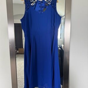 Elegant Blue Sleeveless Dress